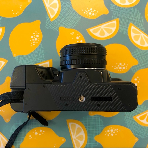 Ricoh XR-X or XR-M in other markets - comes with 3 lenses - Picture 7 of 10